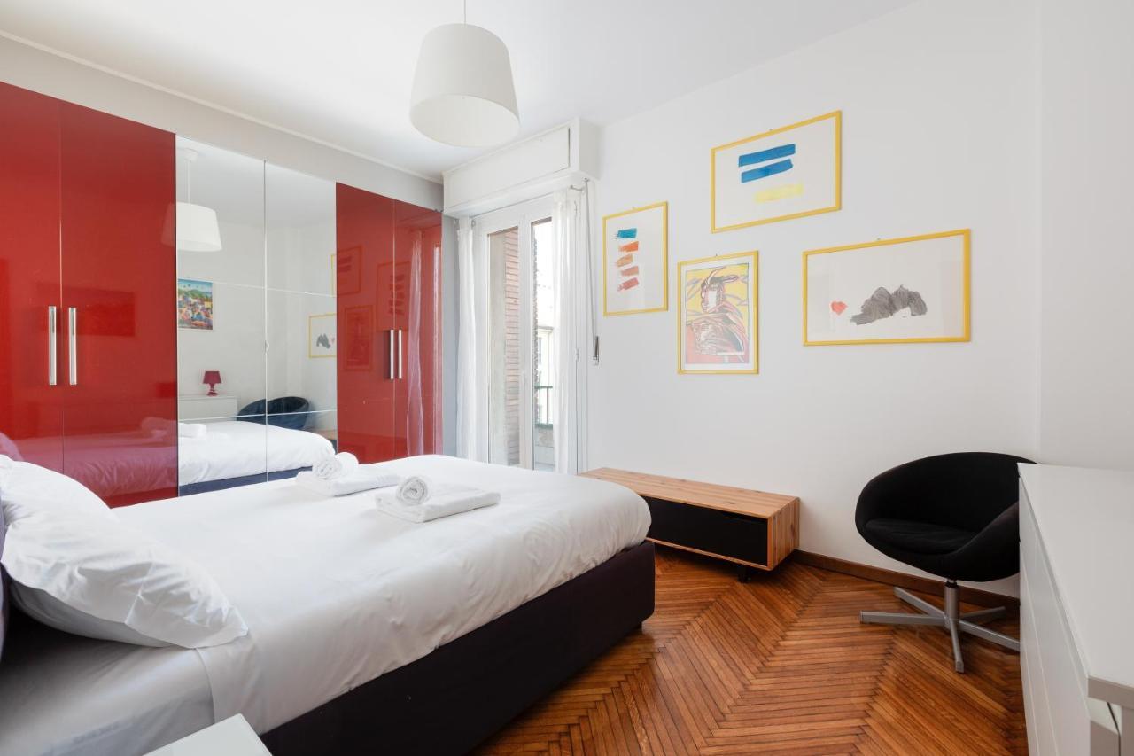 Apartment With Balcony - 50 M Far From M1 Pasteur Milano Eksteriør billede