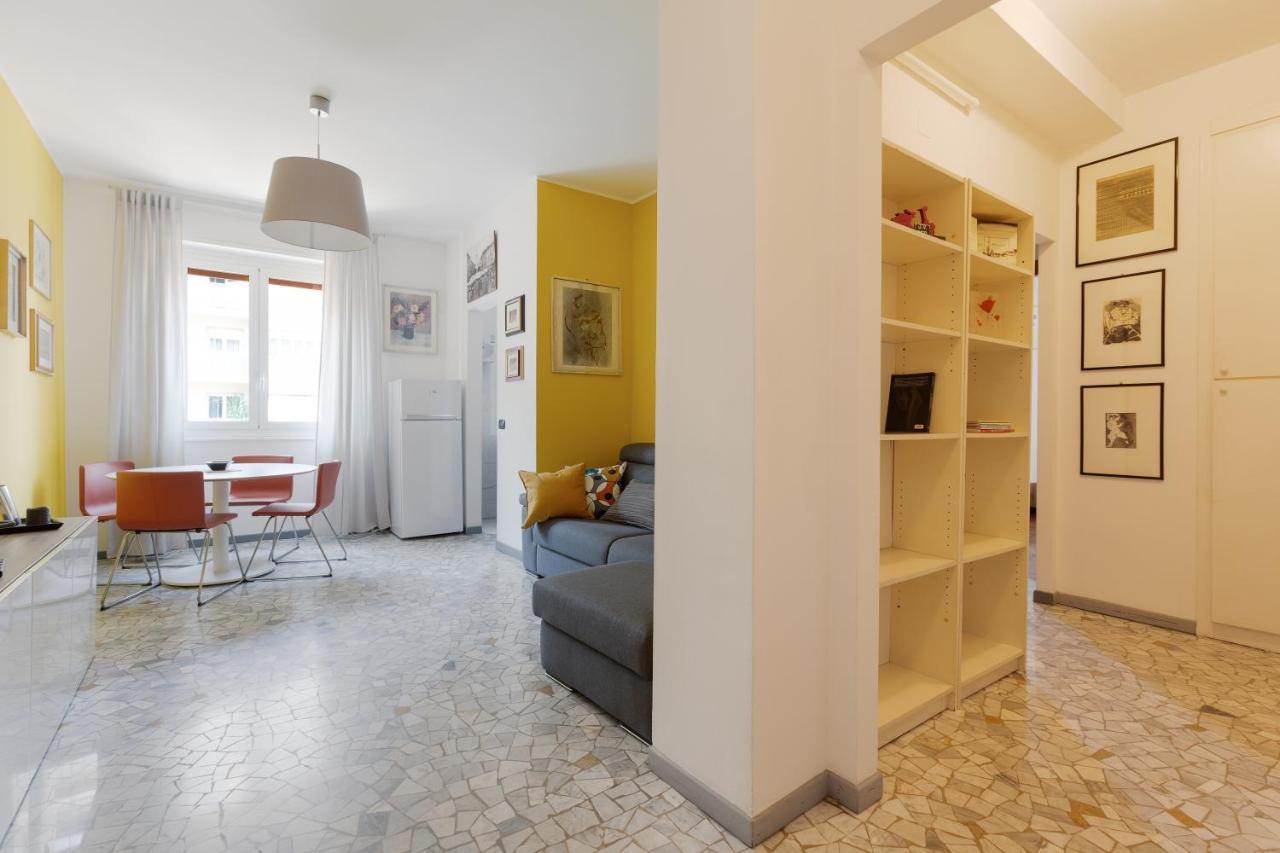 Apartment With Balcony - 50 M Far From M1 Pasteur Milano Eksteriør billede