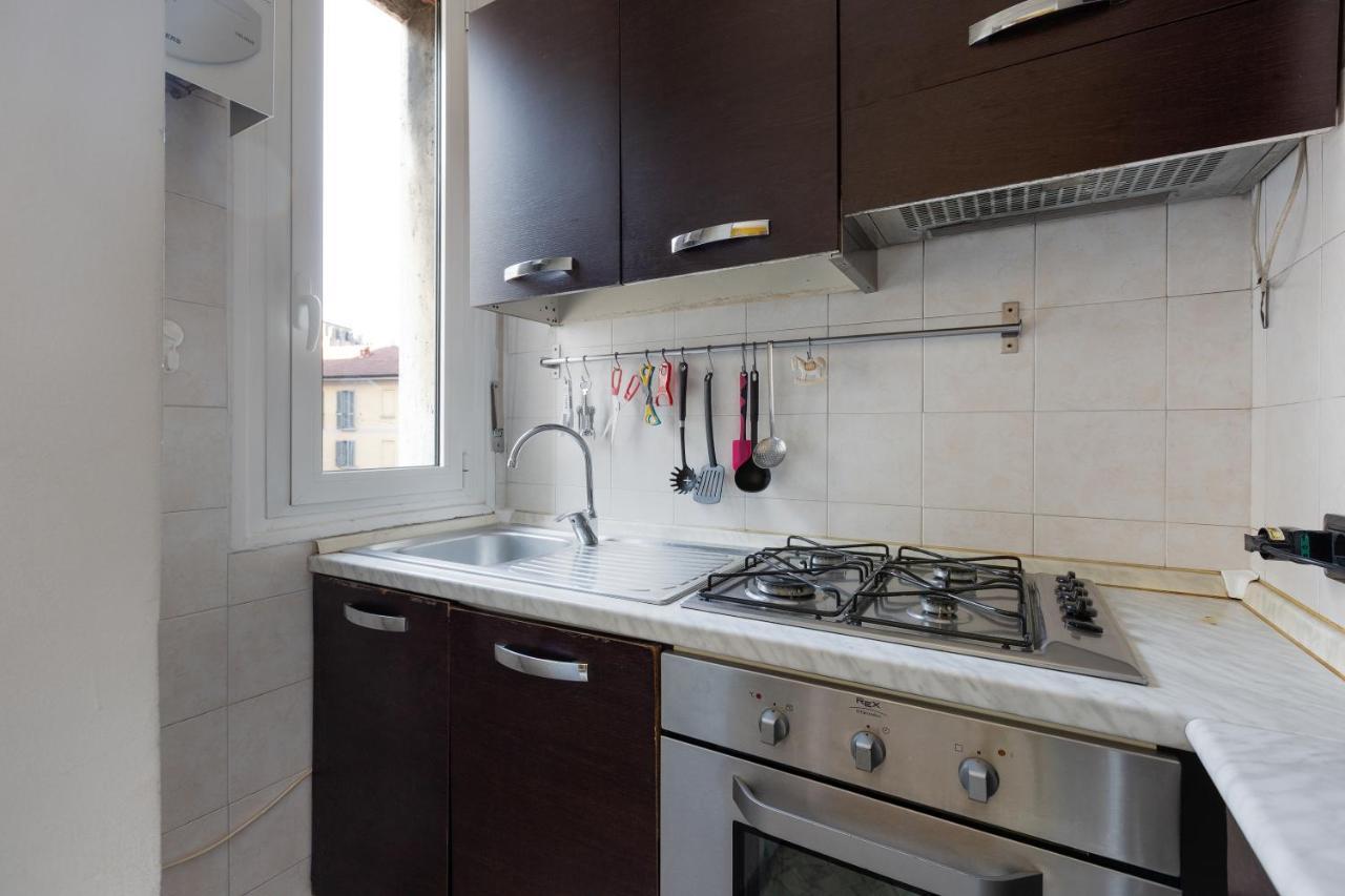 Apartment With Balcony - 50 M Far From M1 Pasteur Milano Eksteriør billede